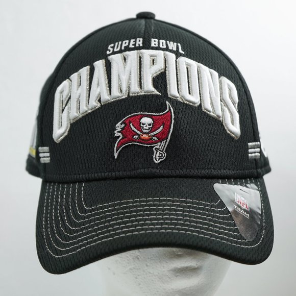 Tampa Bay Buccaneers New Era Super Bowl LV Champions Locker Room 9FORTY Snapback - Picture 10 of 11